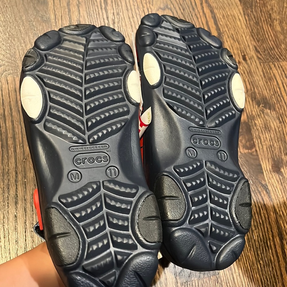 Crocs x Spider Man Mens Clogs - Picture 4 of 5